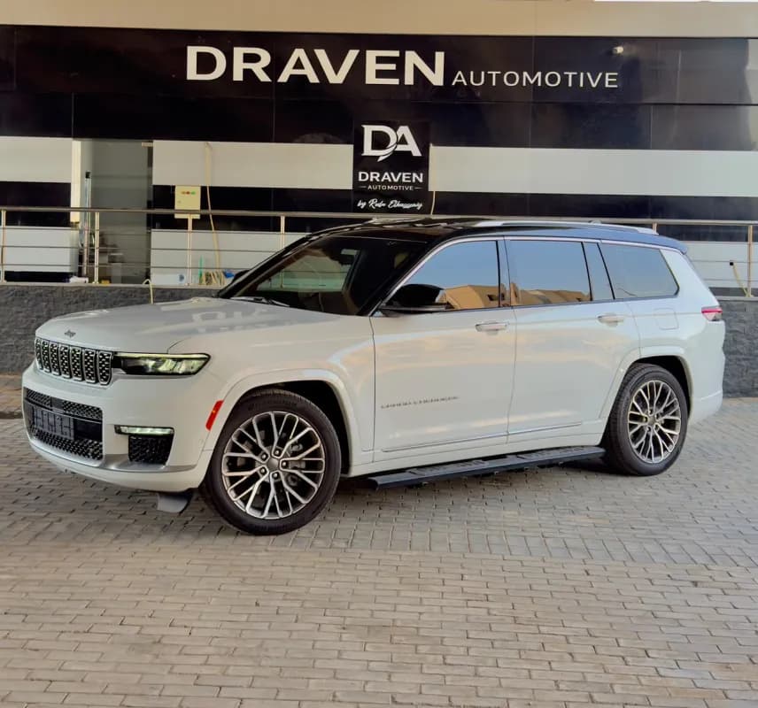Jeep Grand Cherokee 2023 Summit White Automatic — Used
