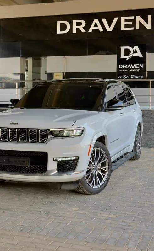 Jeep Grand Cherokee 2023 Summit White Automatic — Used