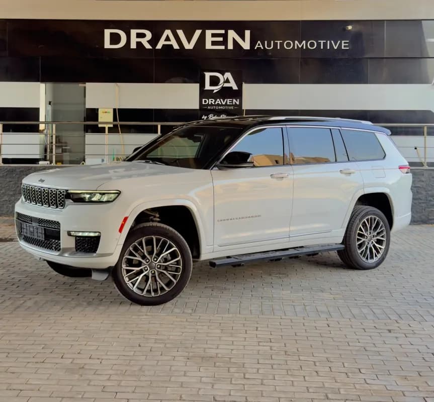 Jeep Grand Cherokee 2023 Summit White Automatic — Used