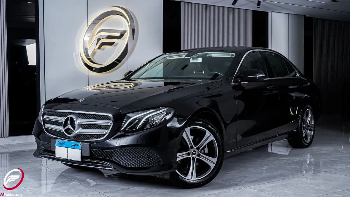 Mercedes-Benz E180 2018 Avengarde Black Automatic — Used