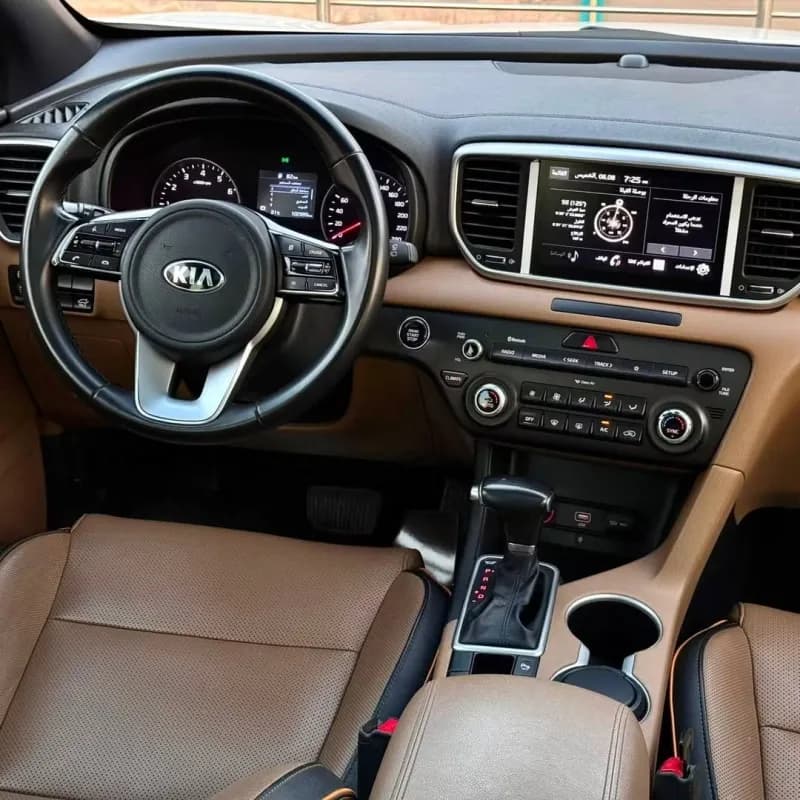Kia Sportage 2021 topline White Automatic — Used