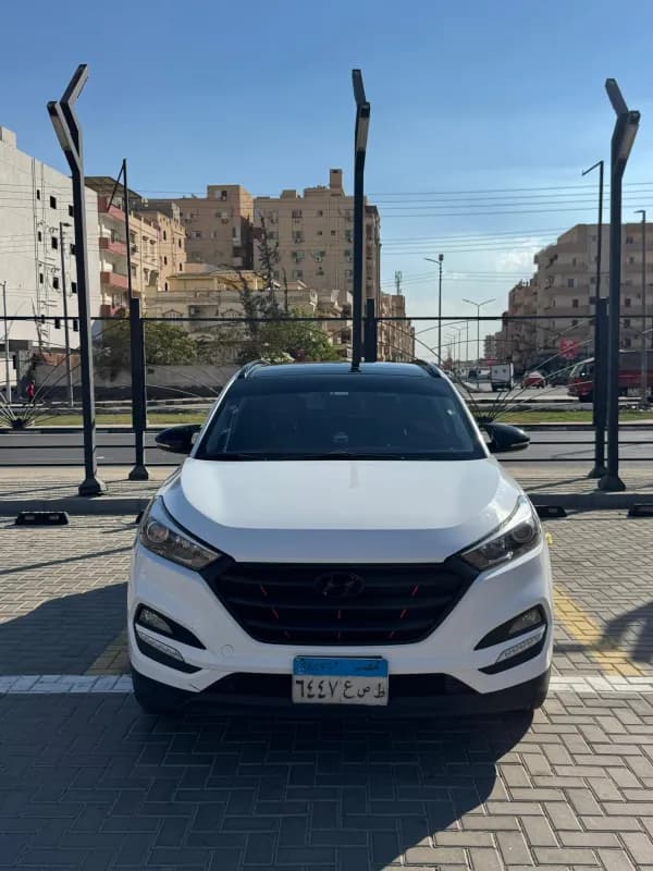 هيونداي توسان 2019 بلاز أبيض أوتوماتيك — مستعملة