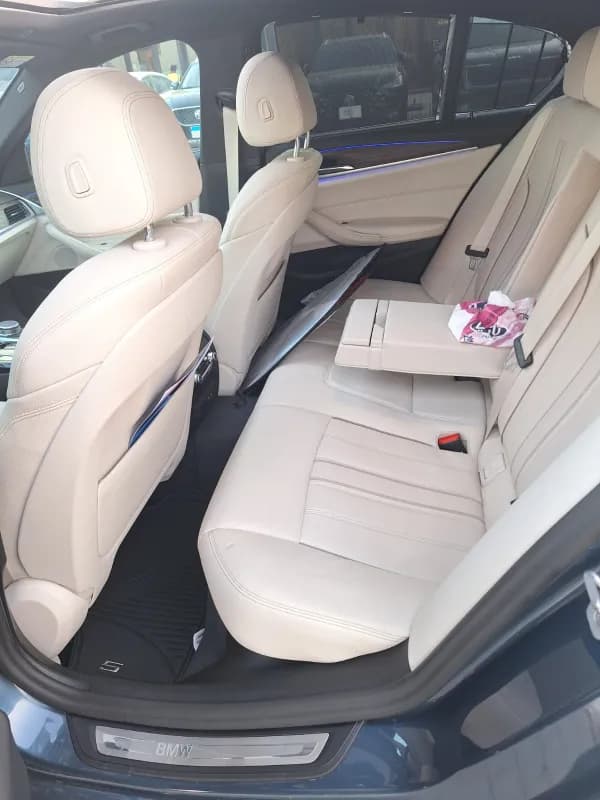 BMW 520i 2023 Luxury Navy Blue Automatic — Used