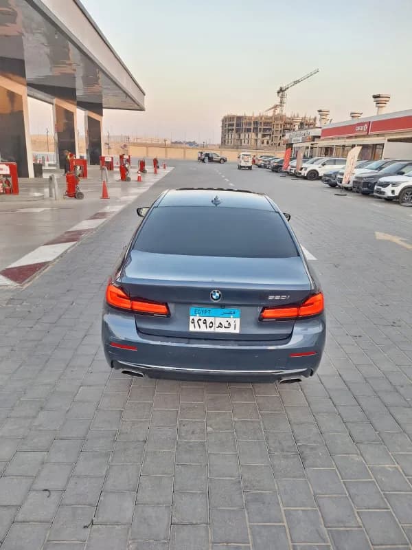 BMW 520i 2023 Luxury Navy Blue Automatic — Used