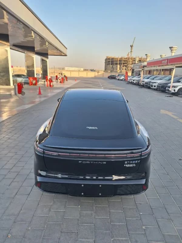 فورسينج اس ٧ 2027 ريف أسود أوتوماتيك — جديدة