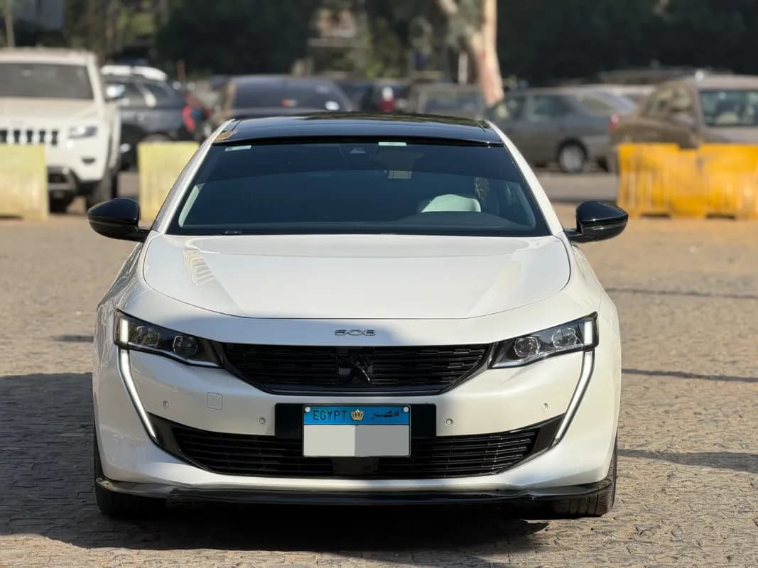 بيجو 508 2022 ألور بلس أبيض أوتوماتيك — مستعملة
