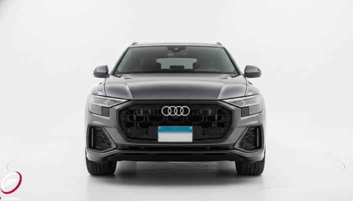 Audi Q8 2025 Sline Plus Cement Gray Automatic — Used - 1