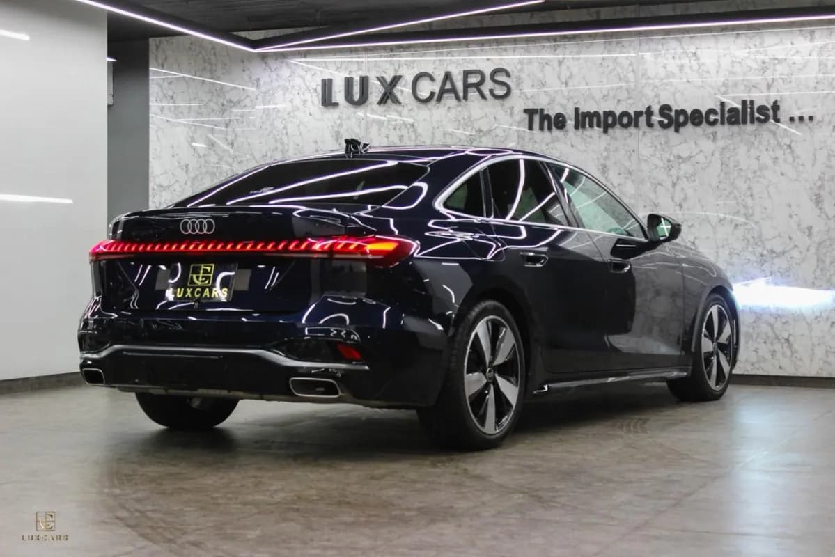 Audi A5 2025 S-line Black Automatic — Used