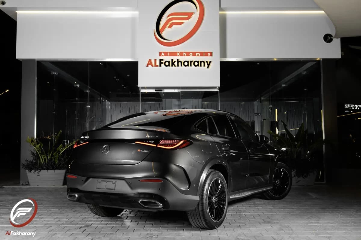 مرسيدس بنز GLC 300 2026 اي ام جي كوبيه رمادي أوتوماتيك — جديدة