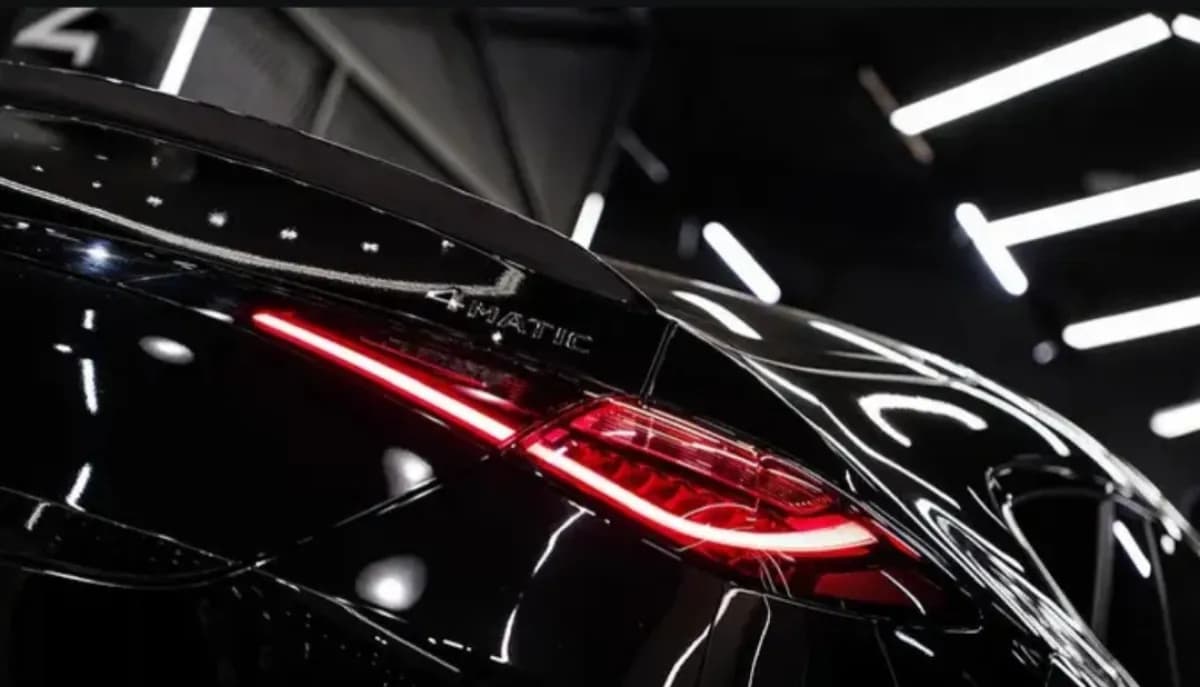 مرسيدس بنز GLC 300 2026 ايه ام جي أسود أوتوماتيك — جديدة