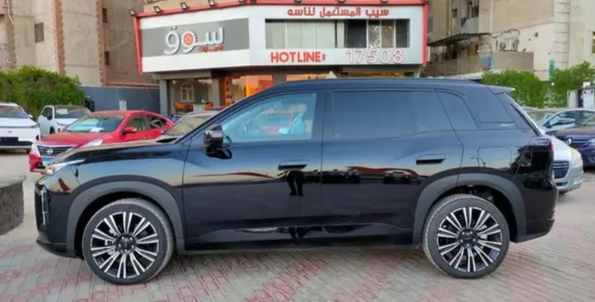 جي ايه سي ايون 2025 اي 60 أسود أوتوماتيك — جديدة