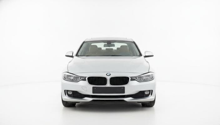 BMW 316i 2013 Luxury Silver Automatic — Used - 1