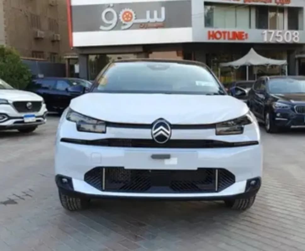 سيتروين C4 2027 شاين أبيض أوتوماتيك — جديدة