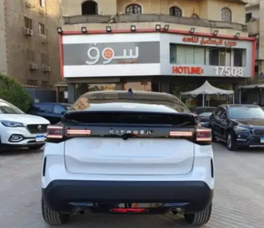 سيتروين C4 2027 شاين أبيض أوتوماتيك — جديدة