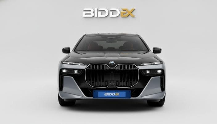 بي ام دبليو M760i 2025 ام بيريفورمانس في 8-4.4ال أسود أوتوماتيك — جديدة - 1