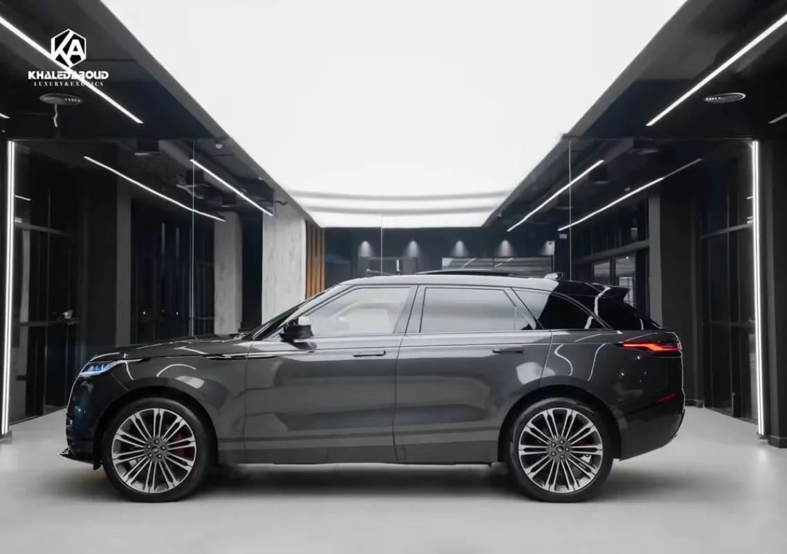 Range Rover Velar 2024 P250 Gray Automatic — Used