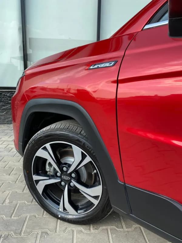 JAC JS4 2026 Ultimate Red Cvt — New