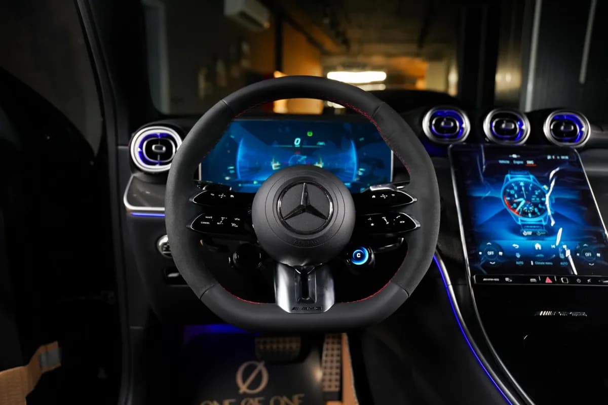 Mercedes-Benz GLC 200 2026 Amg Black Automatic — New