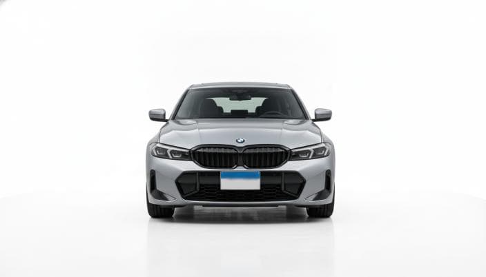 بي ام دبليو 320i 2026 ام سبورت فضي أوتوماتيك — مستعملة