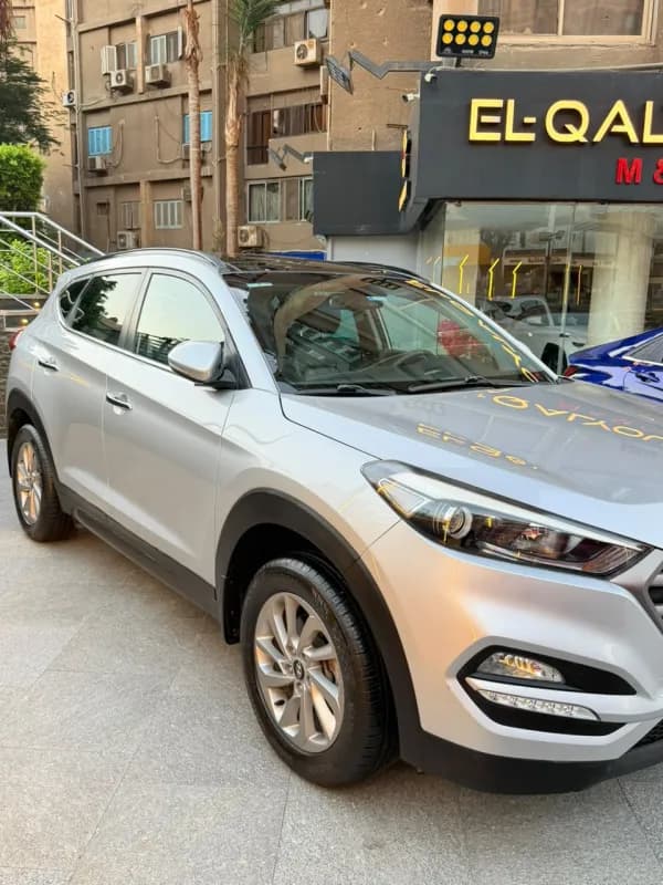 Hyundai Tucson 2017 Top line Silver Automatic — Used