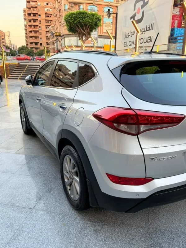Hyundai Tucson 2017 Top line Silver Automatic — Used