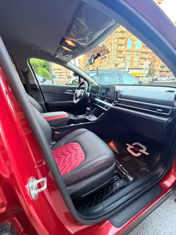 Kia Sportage 2024 EX Red Automatic — Used