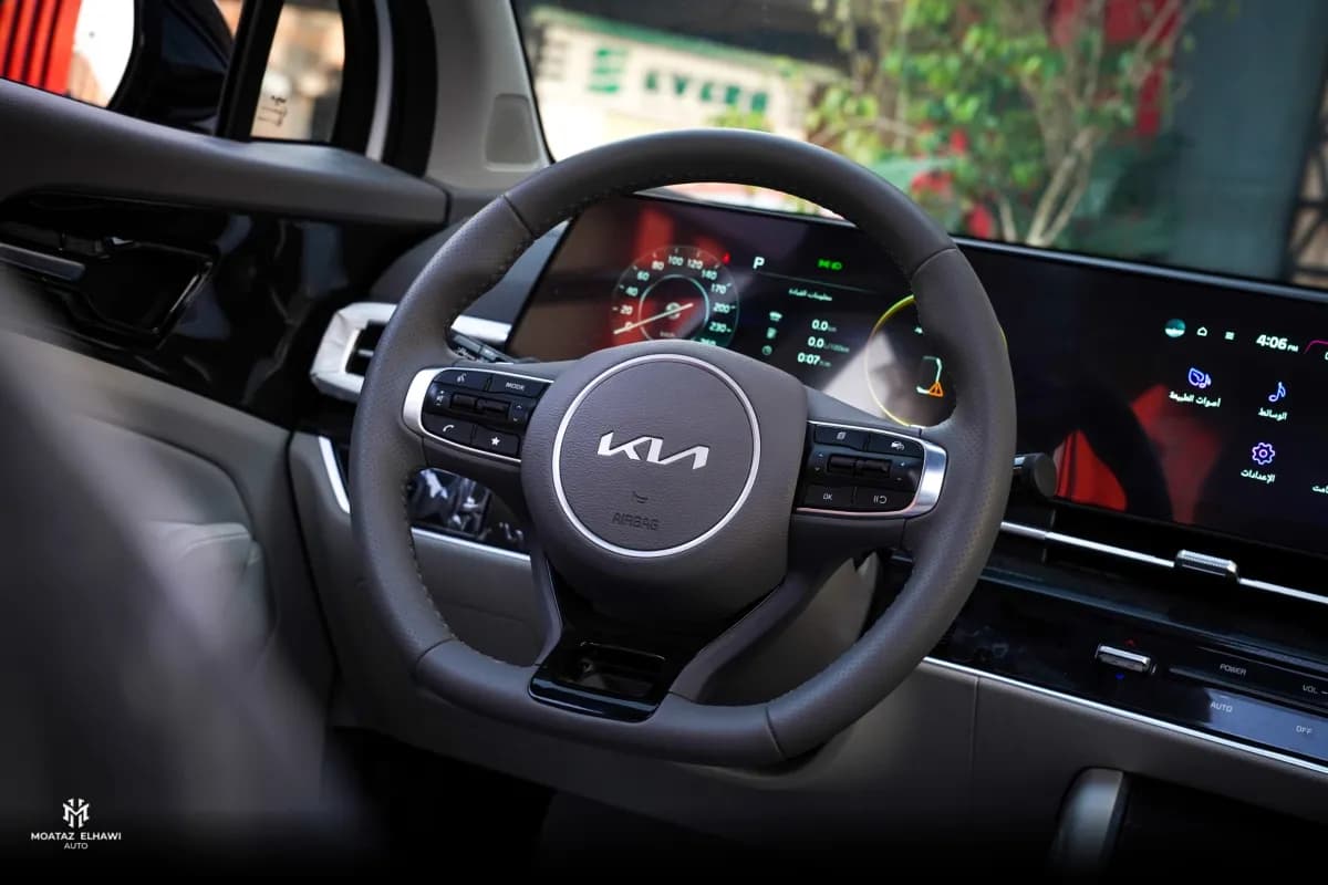 Kia Sportage 2025 topline White Automatic — New