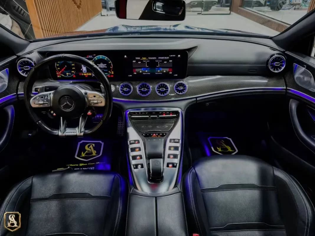 مرسيدس بنز GT53 2021 ايه ام جي أزرق أوتوماتيك — مستعملة