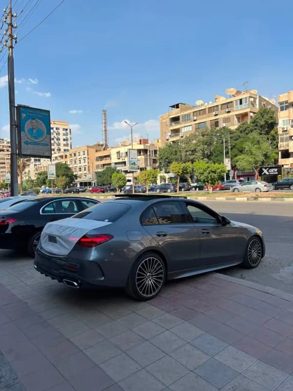 مرسيدس بنز C200 2026 ايه ام جي رمادي أوتوماتيك — جديدة