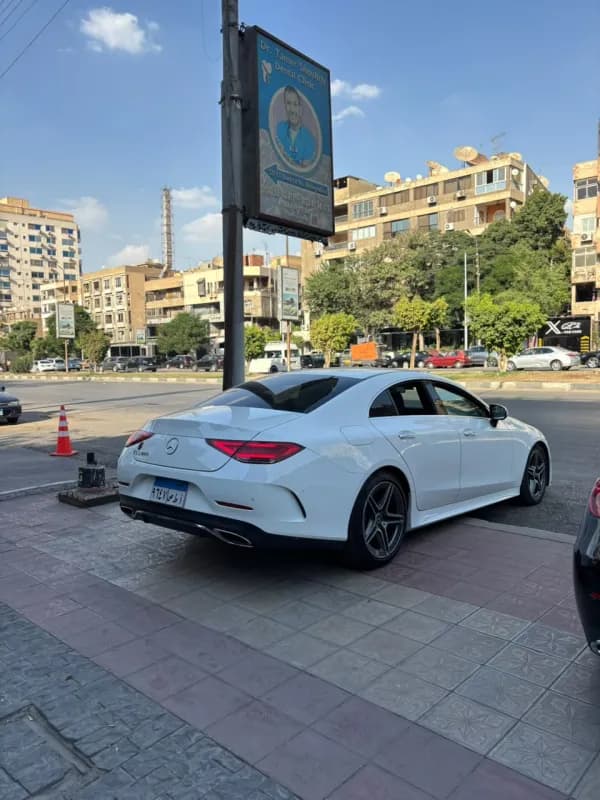 مرسيدس بنز سي ال اس 350 2019 ايه ام جي أبيض أوتوماتيك — مستعملة