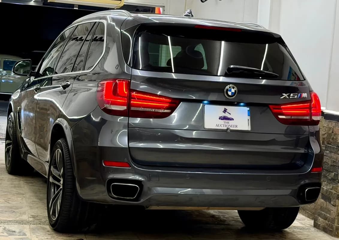 بي ام دبليو X6 2015 ام 40 اي رمادي أوتوماتيك — مستعملة
