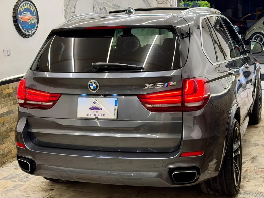 بي ام دبليو X6 2015 ام 40 اي رمادي أوتوماتيك — مستعملة