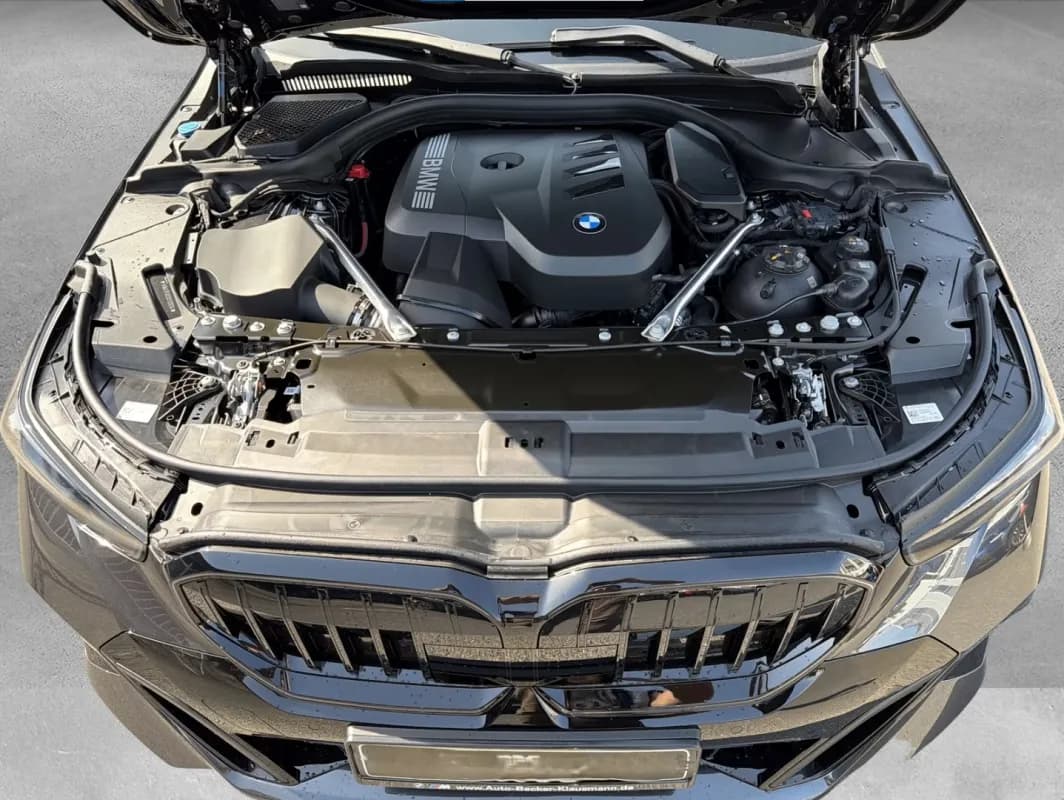 بي ام دبليو 520i 2026 ام سبورت أسود أوتوماتيك — جديدة