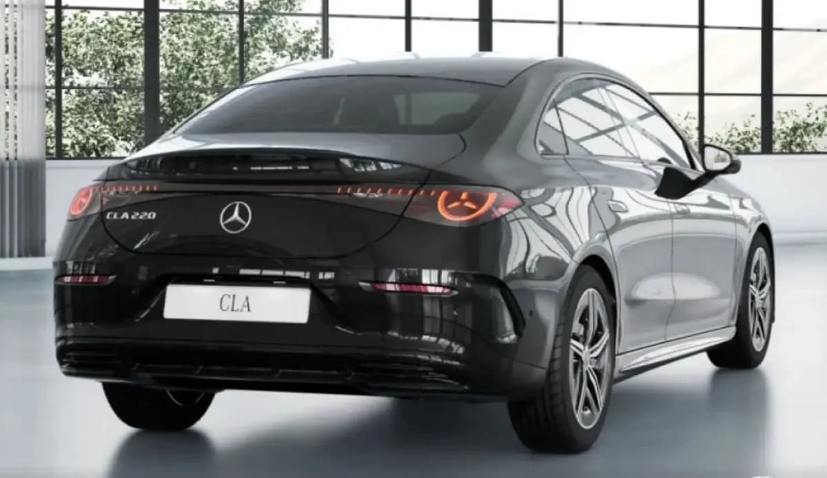مرسيدس بنز CLA 200 2026 ايه ام جي أسود أوتوماتيك — جديدة