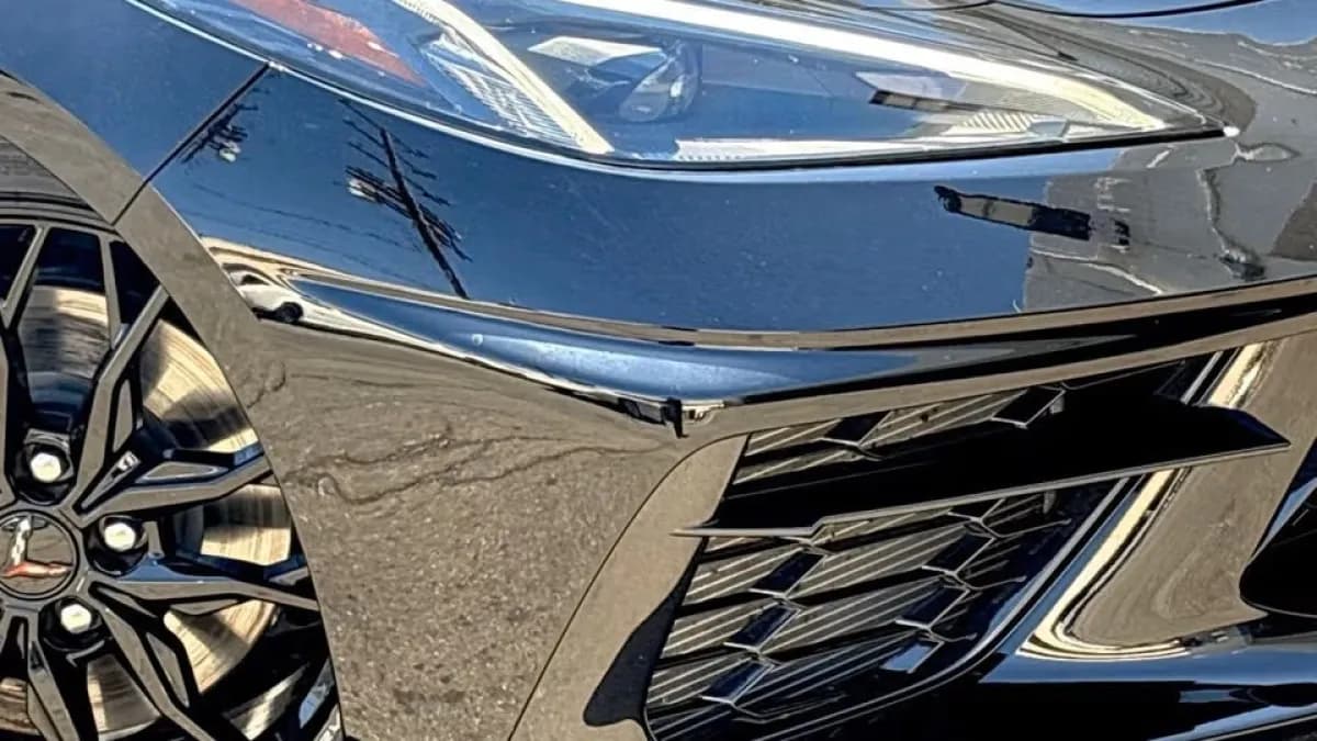 Chevrolet Corvette 2023 Stingray 2LT convertible Black Automatic — Used