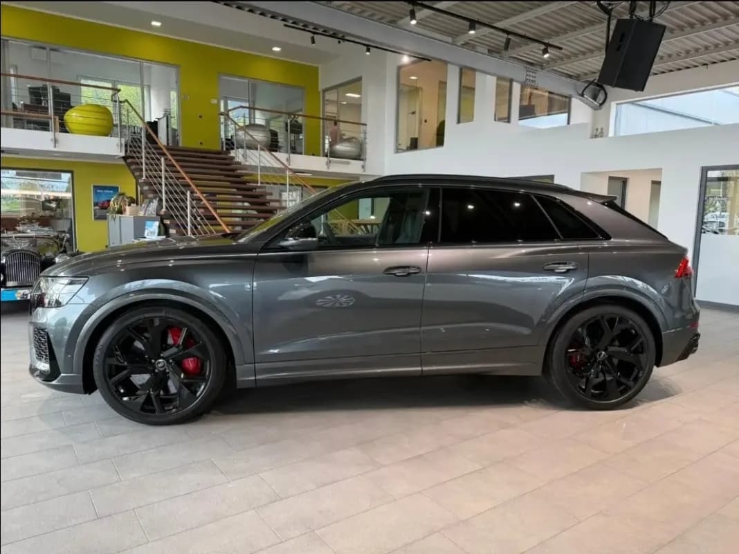 Audi RS Q8 2024 V8 Gray Automatic — Used