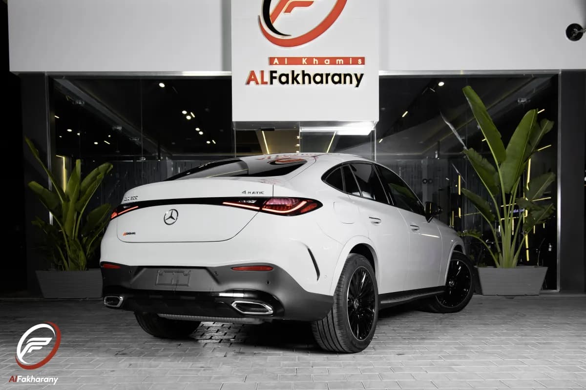 مرسيدس بنز GLC 300 2026 ايه ام جي رمادي ناردو أوتوماتيك — جديدة