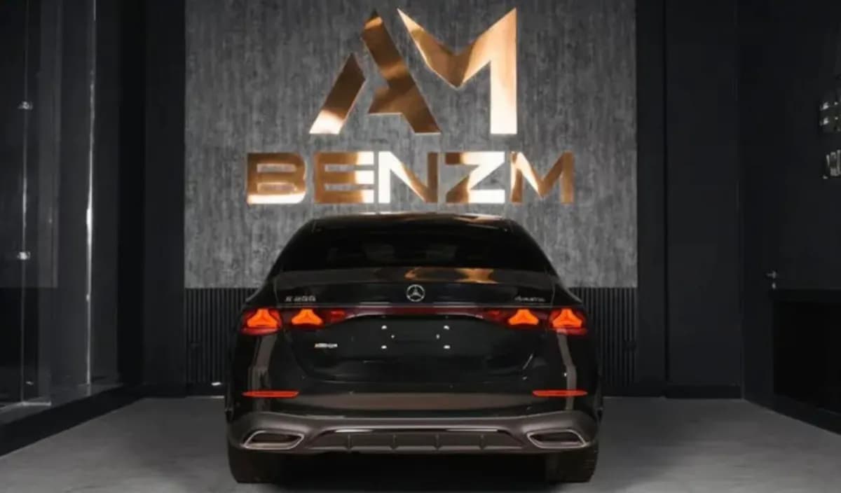 مرسيدس بنز E200 2026 ايه ام جي أسود أوتوماتيك — جديدة