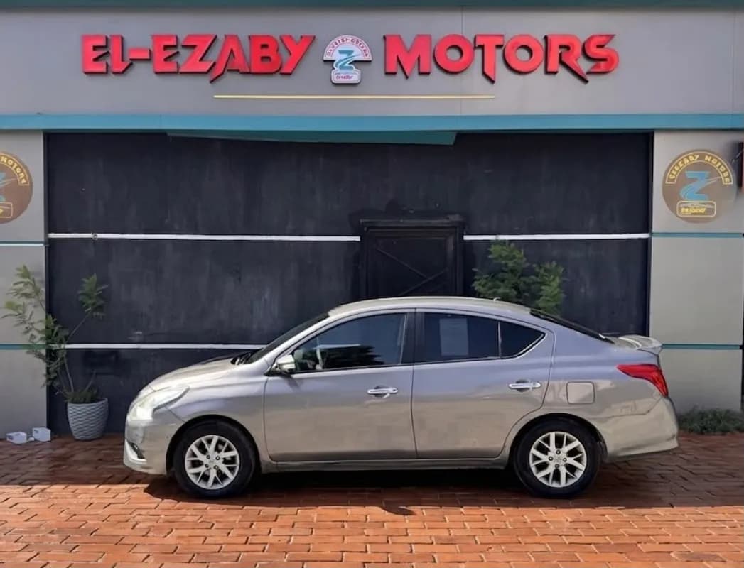 Nissan Sunny 2018 2nd Category Champagne Automatic — Used