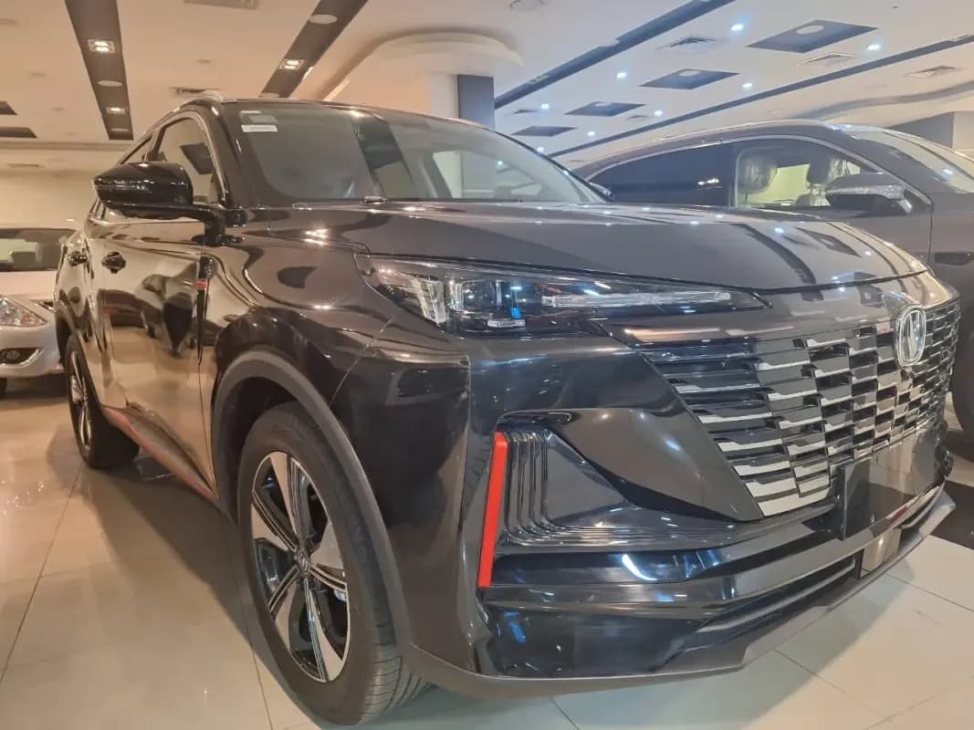 تشانغان CS55 بلاس 2027 بريميوم أسود أوتوماتيك — جديدة