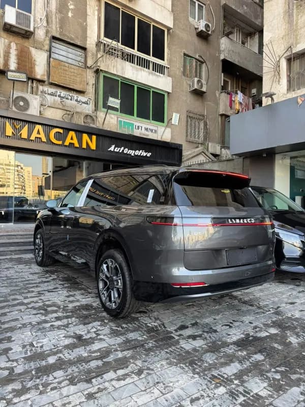 لينك اند كو 900 2026 الترا رمادي أوتوماتيك — جديدة