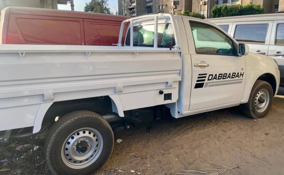 شيفروليه دبابة 2027 فول اوبشن أبيض أوتوماتيك — جديدة