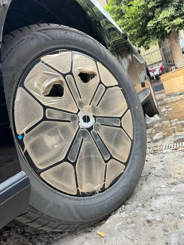 فورسينج تي ٥ 2027 ريف رمادي أوتوماتيك — جديدة