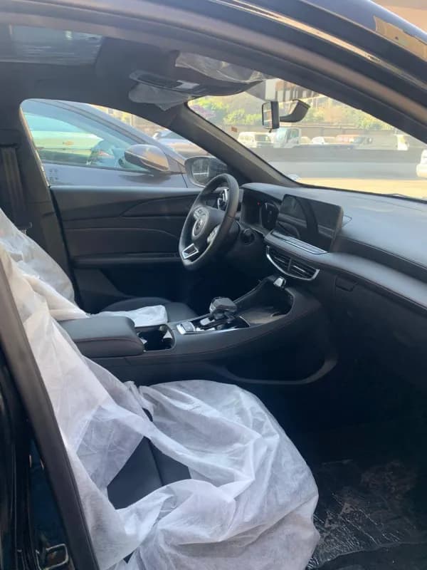 ام جي جي تي 2027 لاكشري أسود أوتوماتيك — جديدة