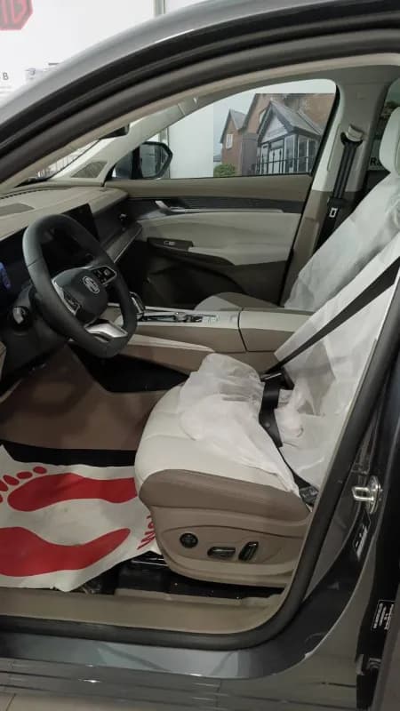ام جي أر أكس 9 2027 بي اتش اي في رمادي أوتوماتيك — جديدة