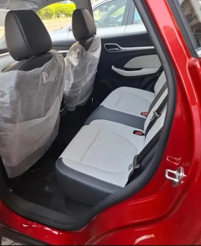 ام جي زد اس 2027 Comfort أحمر أوتوماتيك — جديدة