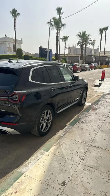 بي ام دبليو X3 2024 اكس درايف أسود أوتوماتيك — مستعملة