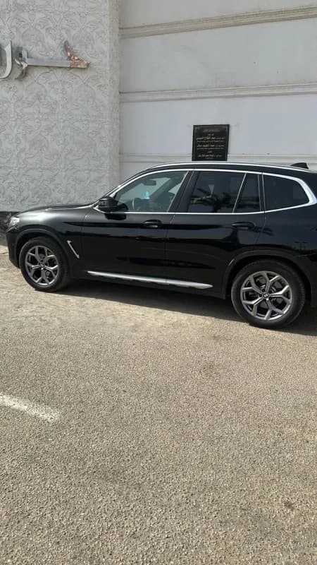بي ام دبليو X3 2024 اكس درايف أسود أوتوماتيك — مستعملة