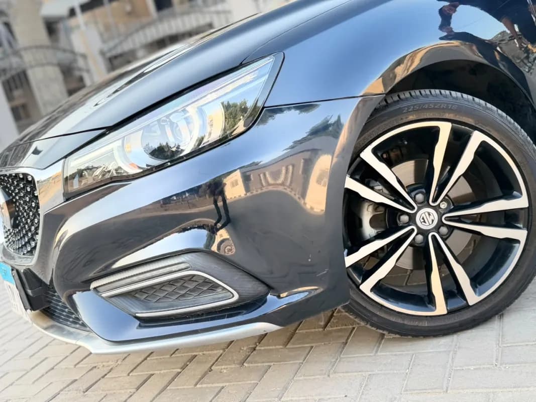 ام جي 6 2021 كومفرت أسود أوتوماتيك — مستعملة