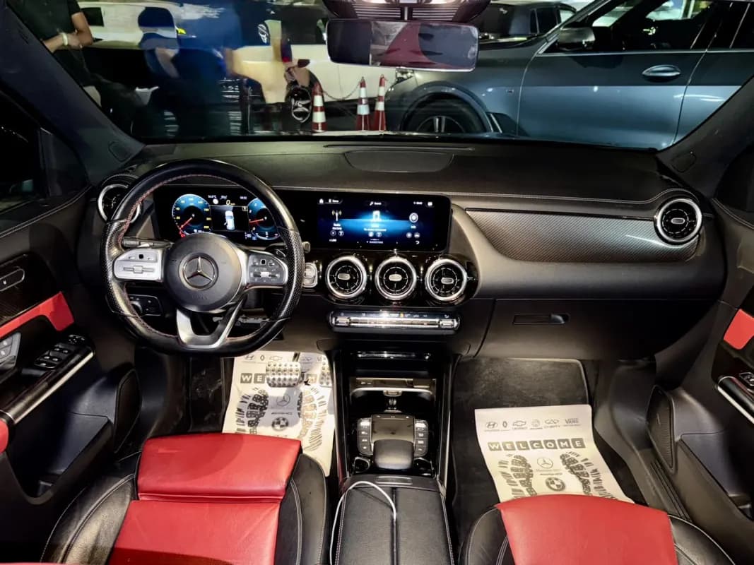 مرسيدس بنز GLA 200 2022 ايه ام جي أسود أوتوماتيك — مستعملة